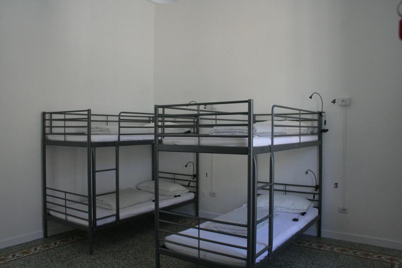 Bed 4-Bed Mixed Dormitory Room