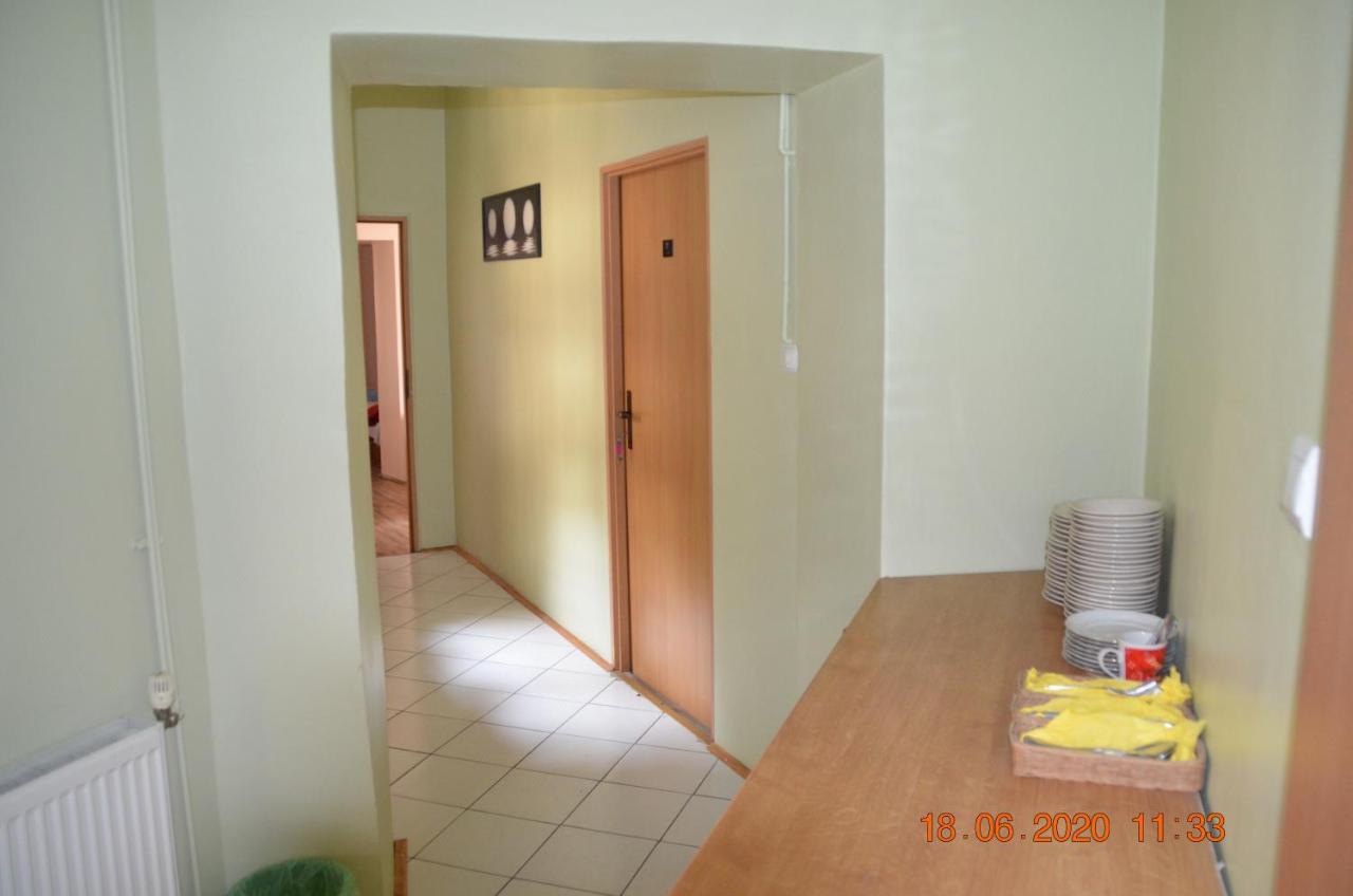 Camera Tripla con Bagno in Comune
