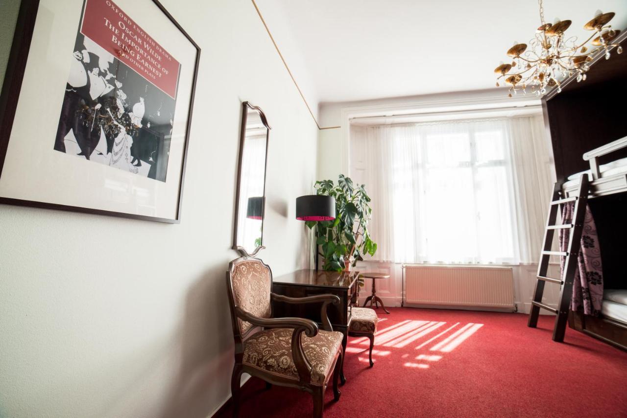 Posto Letto in Dormitorio Femminile per 4 Persone