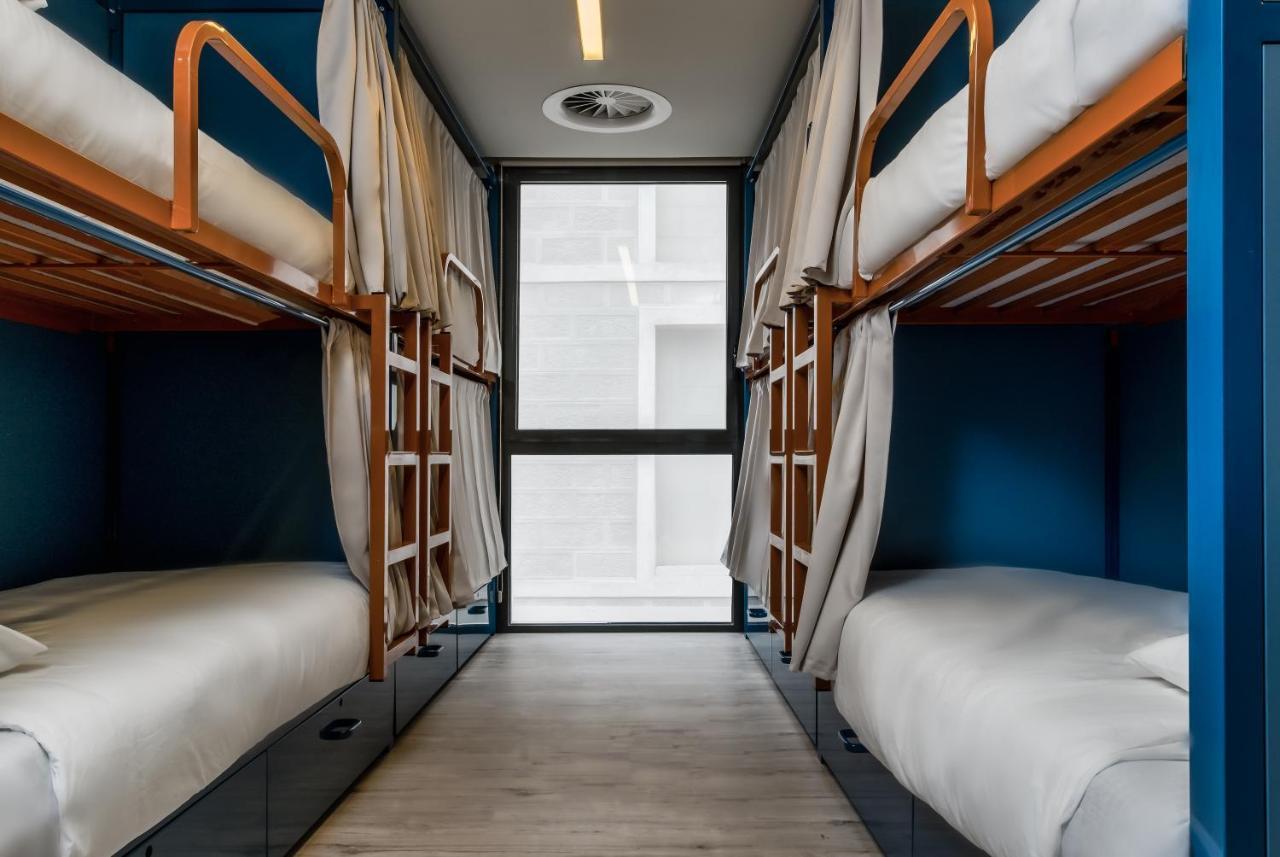 Dormitorio Misto con 12 Posti Letto