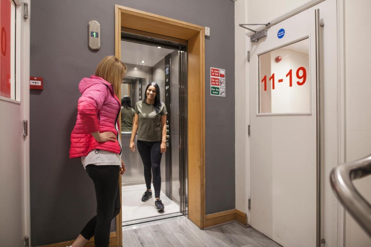 1 Bed in 12 Bed Mixed Room Ensuite,1604767880:JPEG