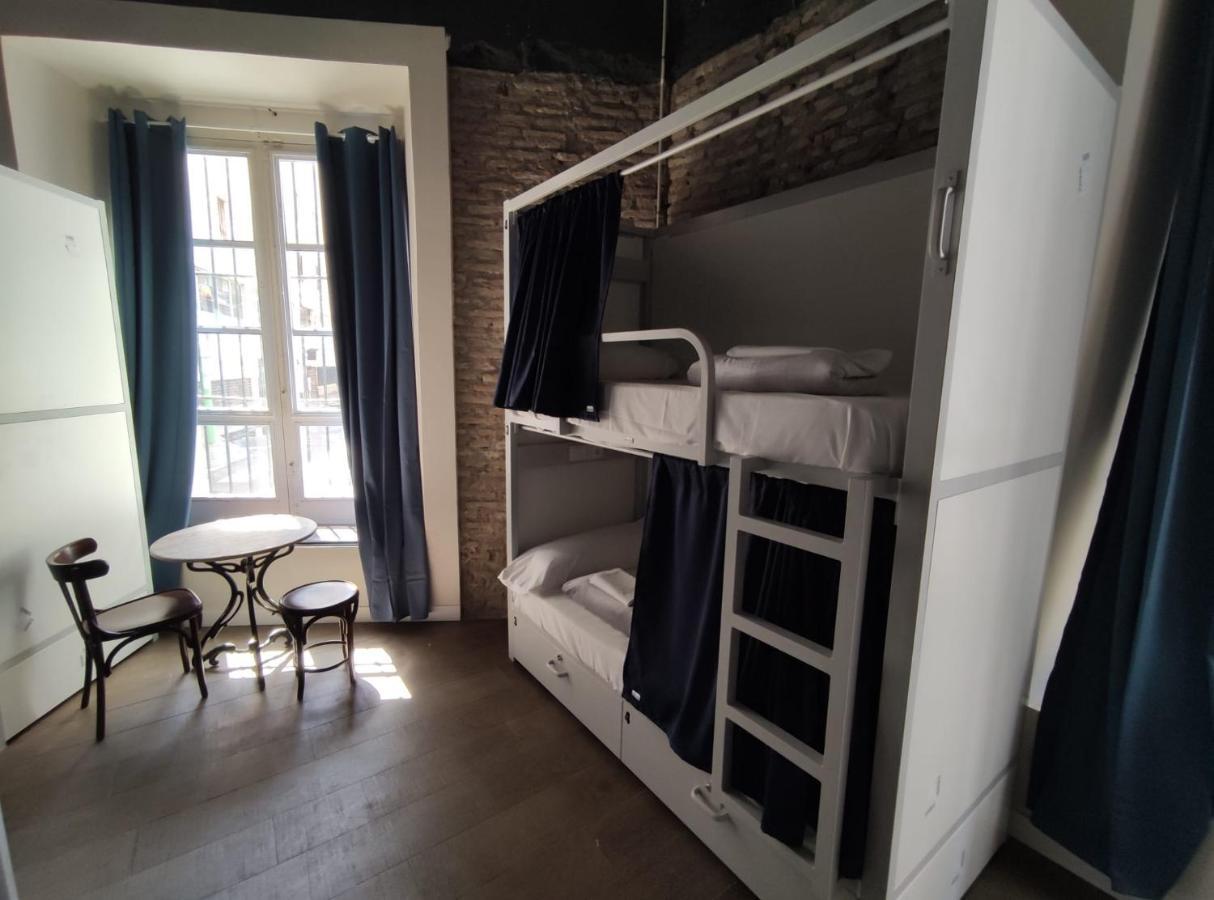 Bed in 10-Bed Mixed Dormitory Room,1206582679:JPEG