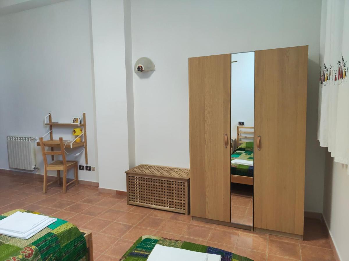Triple Room,1246198339:JPEG