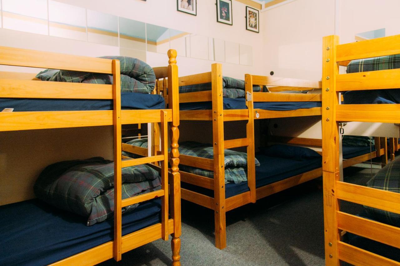 Posto Letto in Dormitorio Misto con 10 Letti