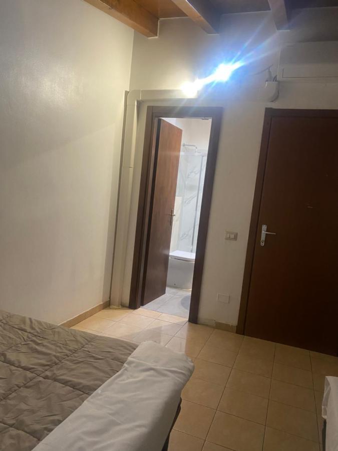 Camera Quadrupla con Bagno Privato