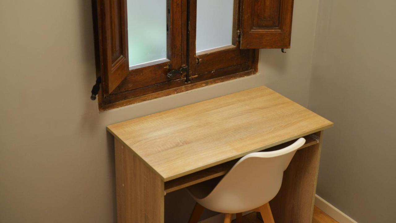 Camera Singola con Bagno in Comune