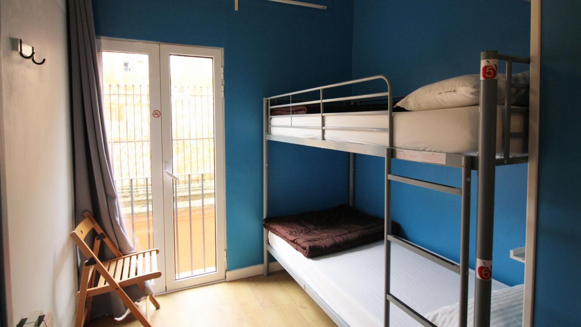 Posto Letto in Dormitorio Misto con 6 Letti