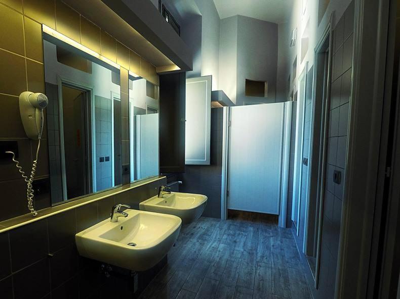 Bed in 4-Bed Female Dormitory Room,1406445050:JPEG