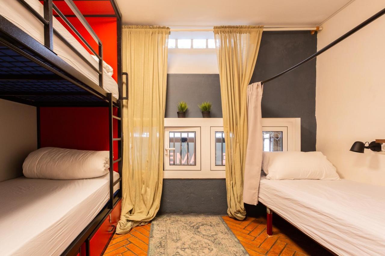 Camera Tripla Basic con Bagno in Comune
