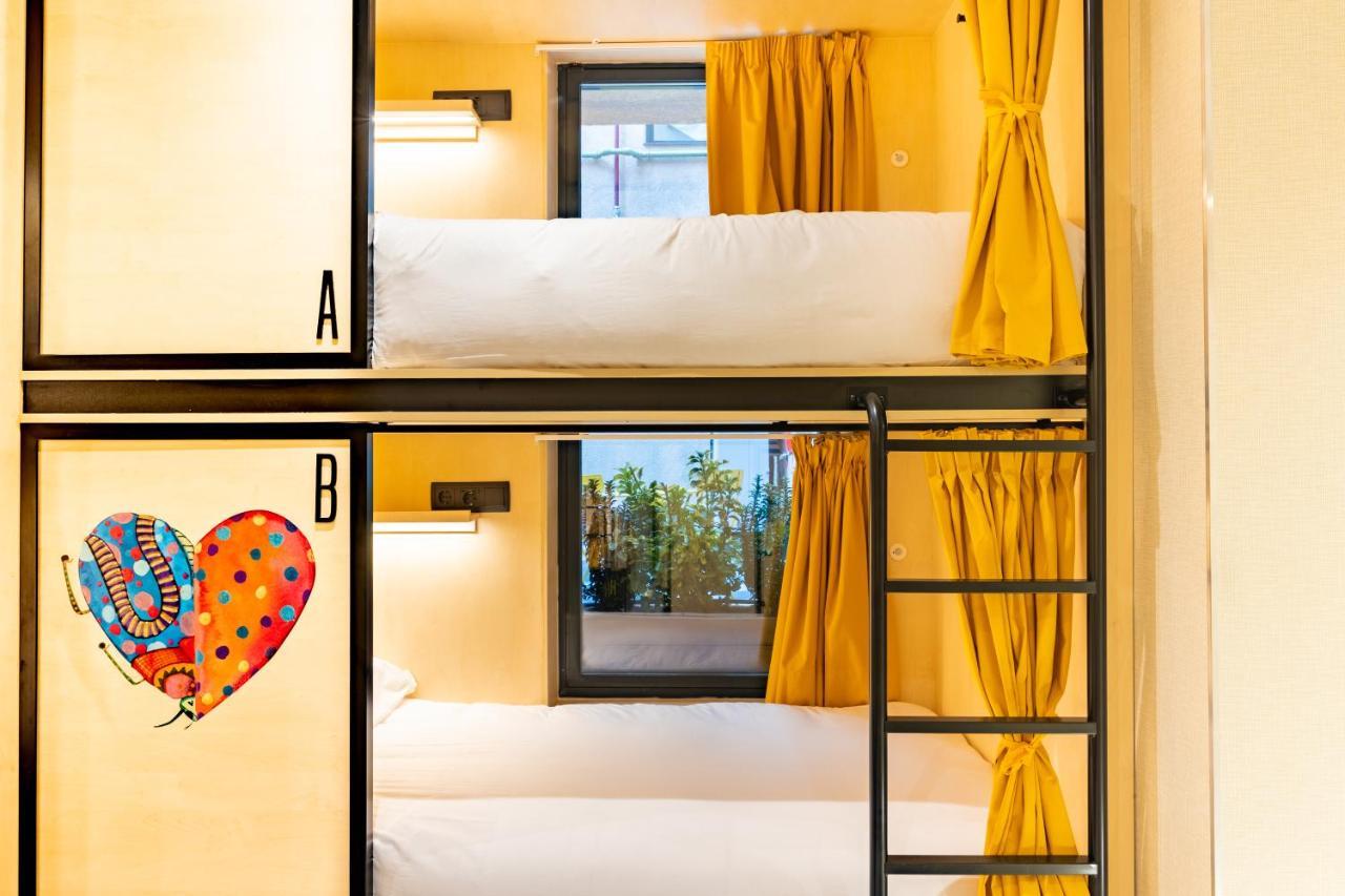 Posto Letto in Dormitorio Misto con 6 Letti