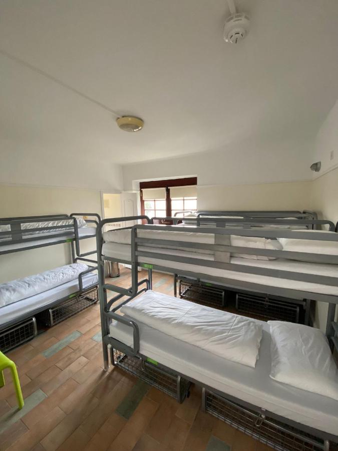 Camera Privata con 6 Letti