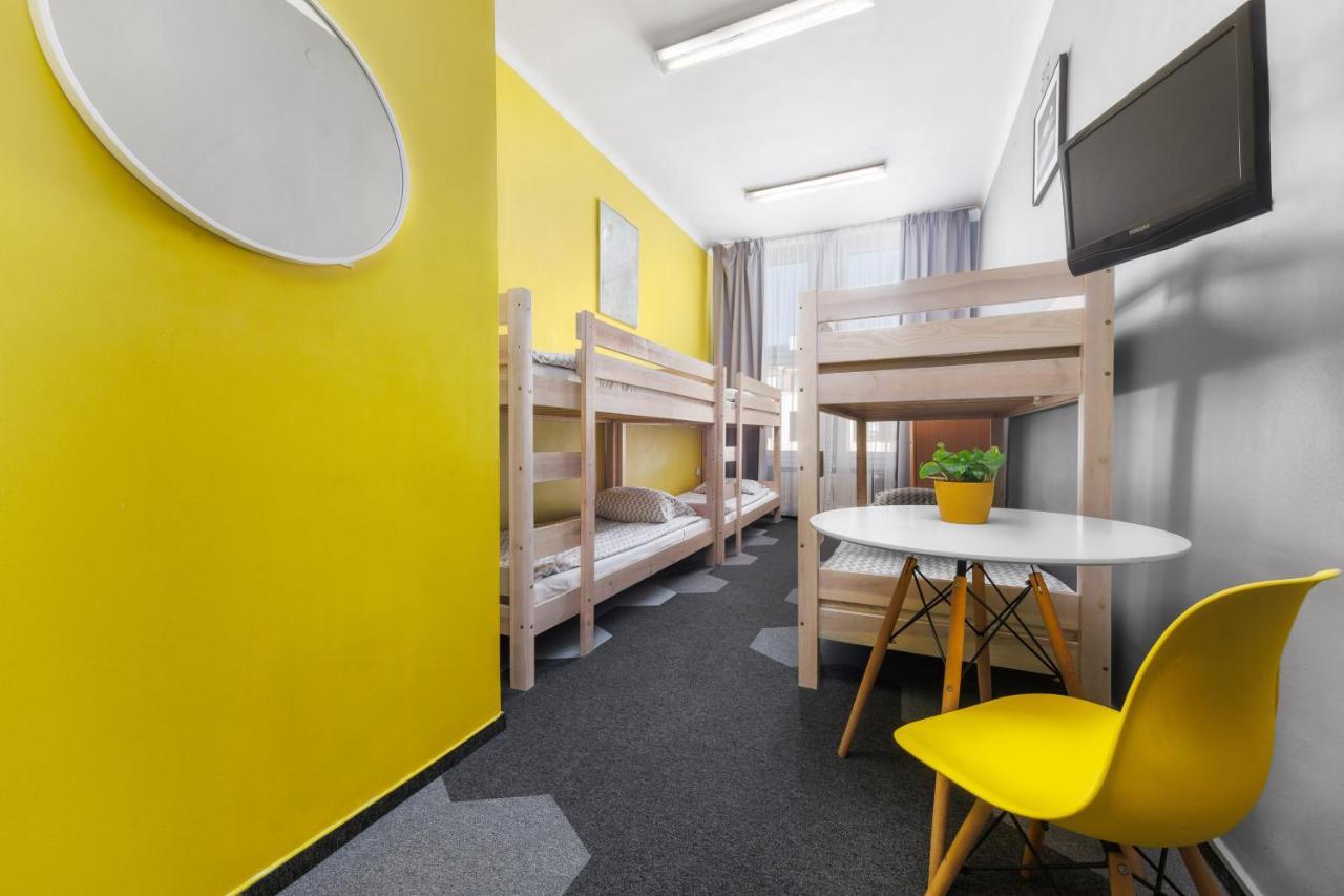 Dormitorio con Bagno in Comune (6 Adulti)