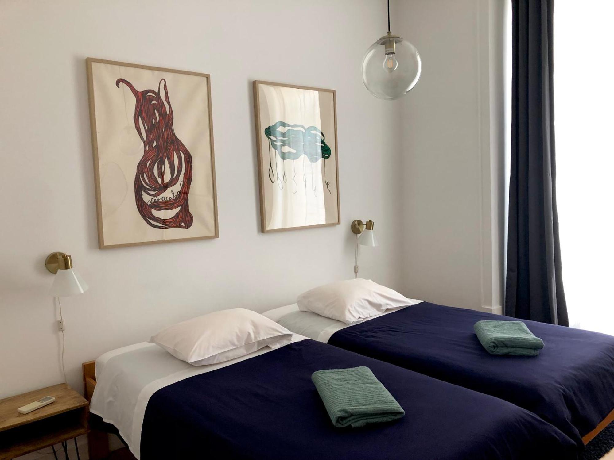 Twin Room with Shared Bathroom,1536785047:JPEG