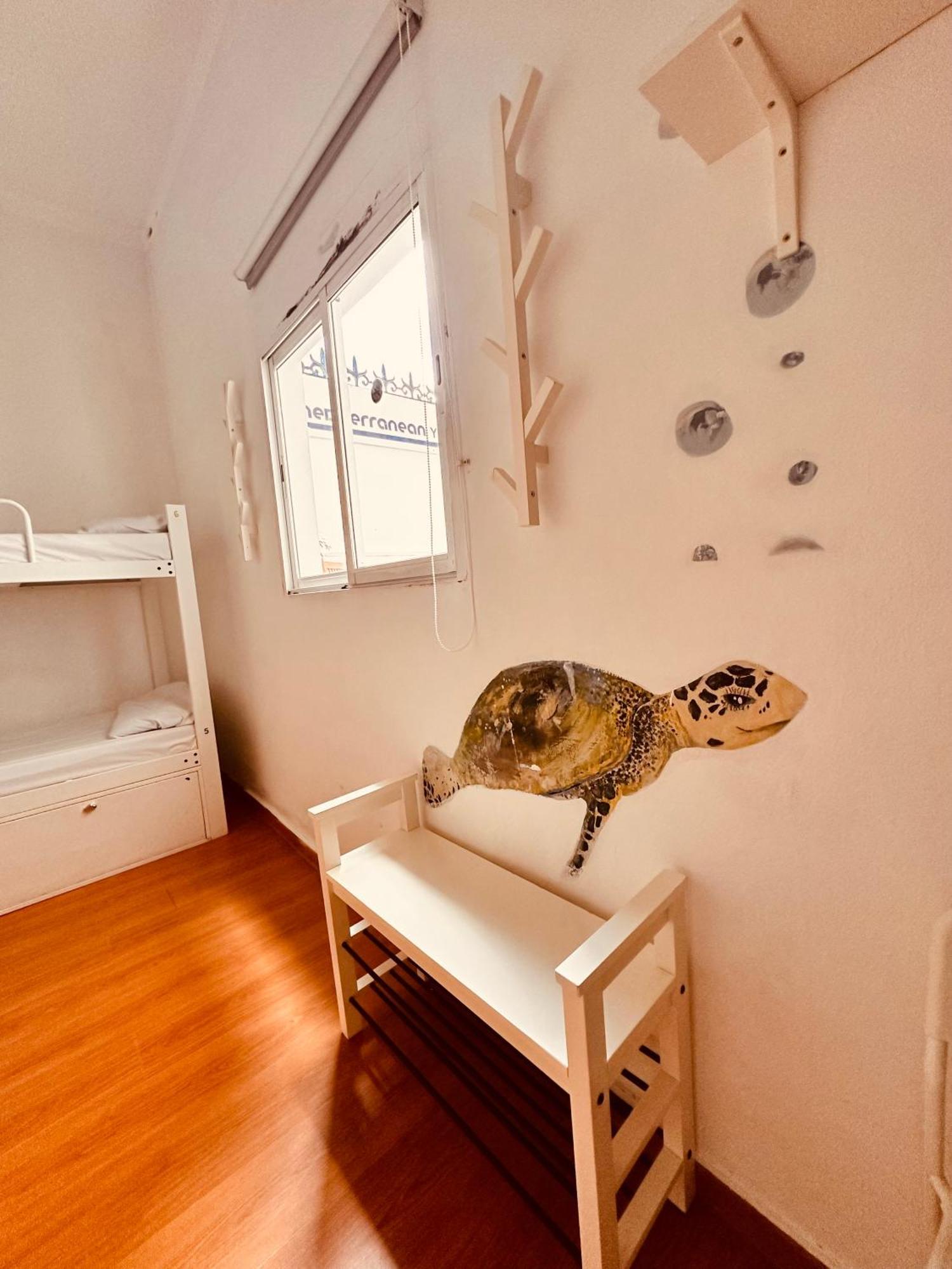 Bed in 6-Bed Mixed Dormitory Room,1591237167:JPEG