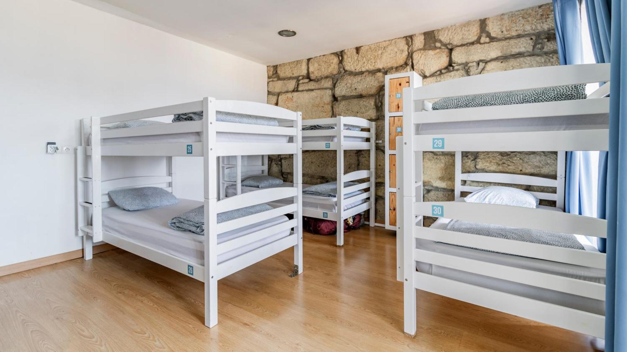 Bed in 10-Bed Mixed Dormitory Room,1742872047:JPEG