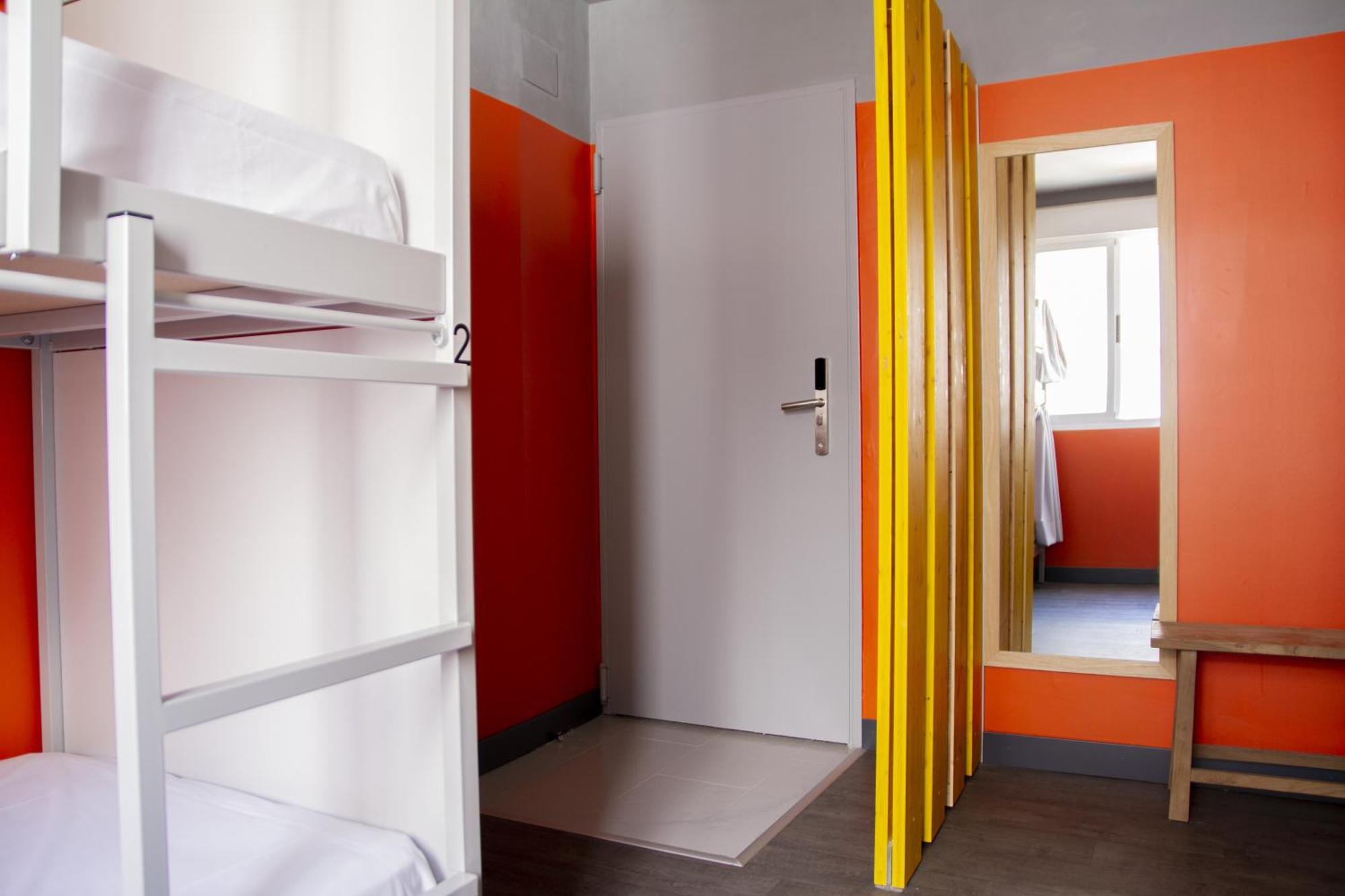 Posto Letto in Dormitorio Misto da 4 Letti con Bagno Privato