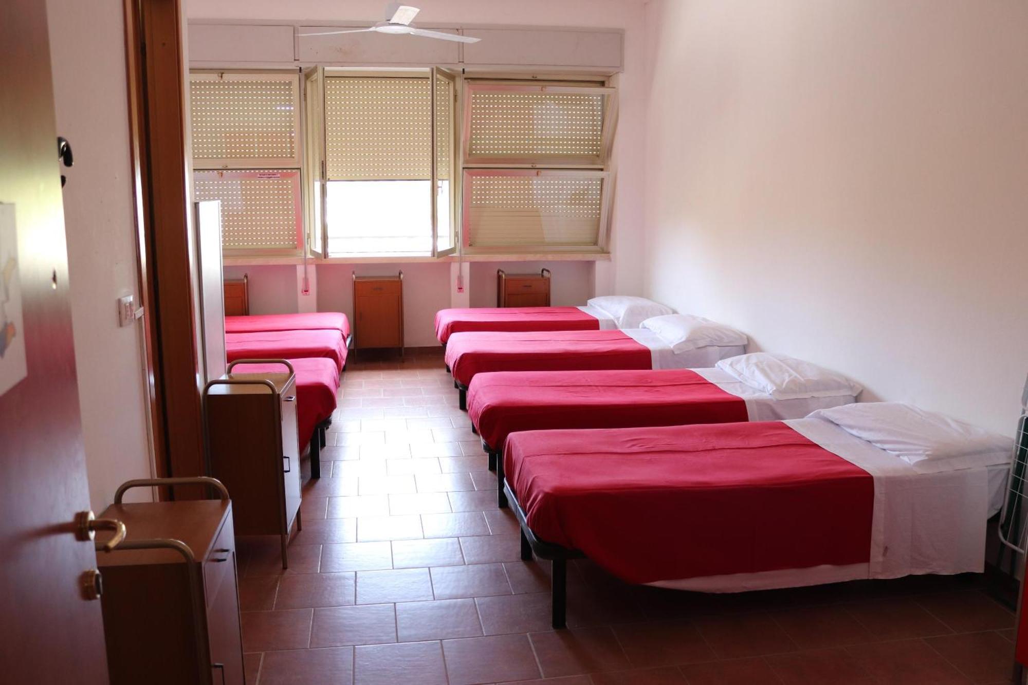 Camera Familiare con Bagno Privato