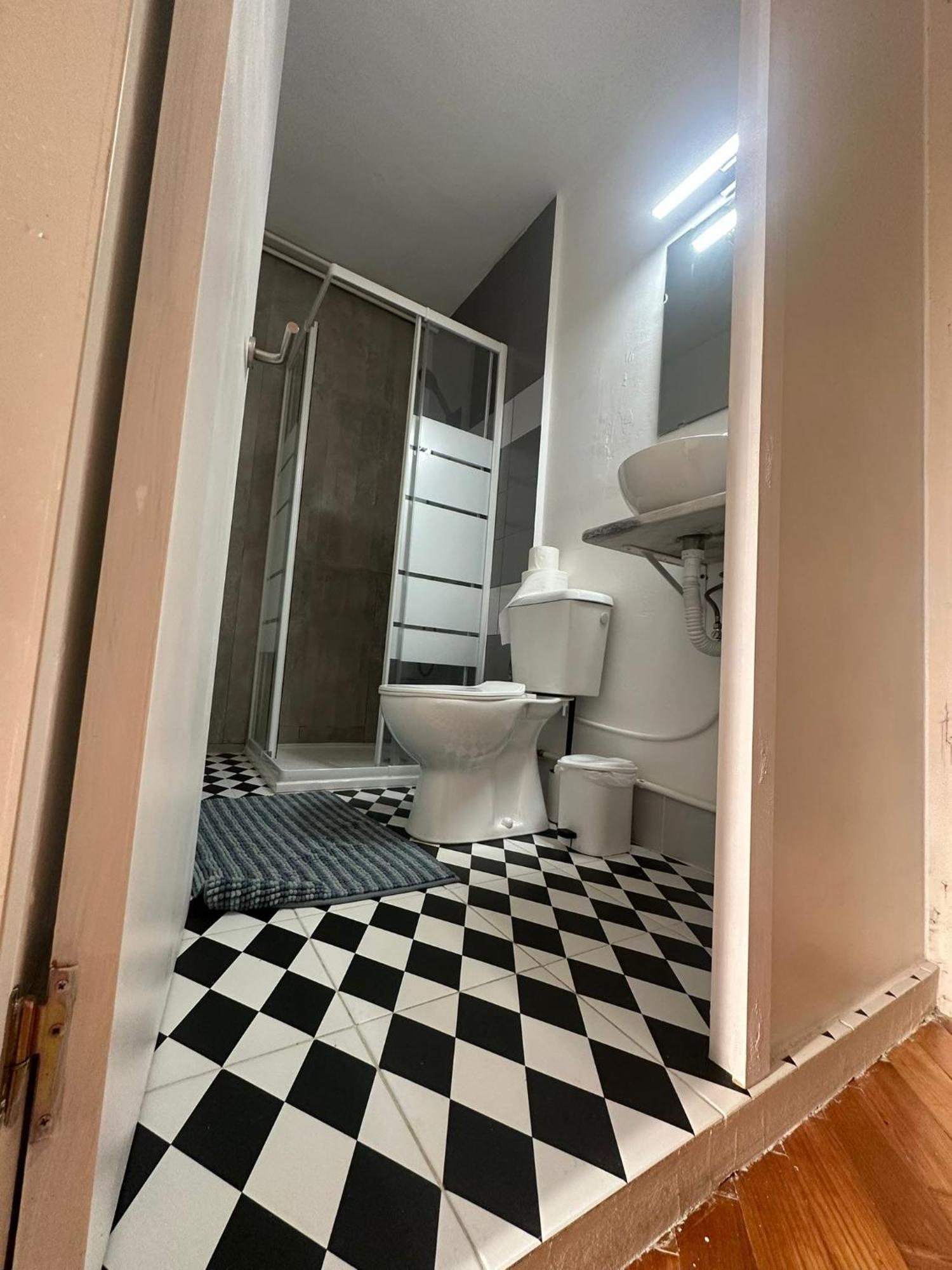 Quadruple Room Private Bathroom,1624329925:JPEG