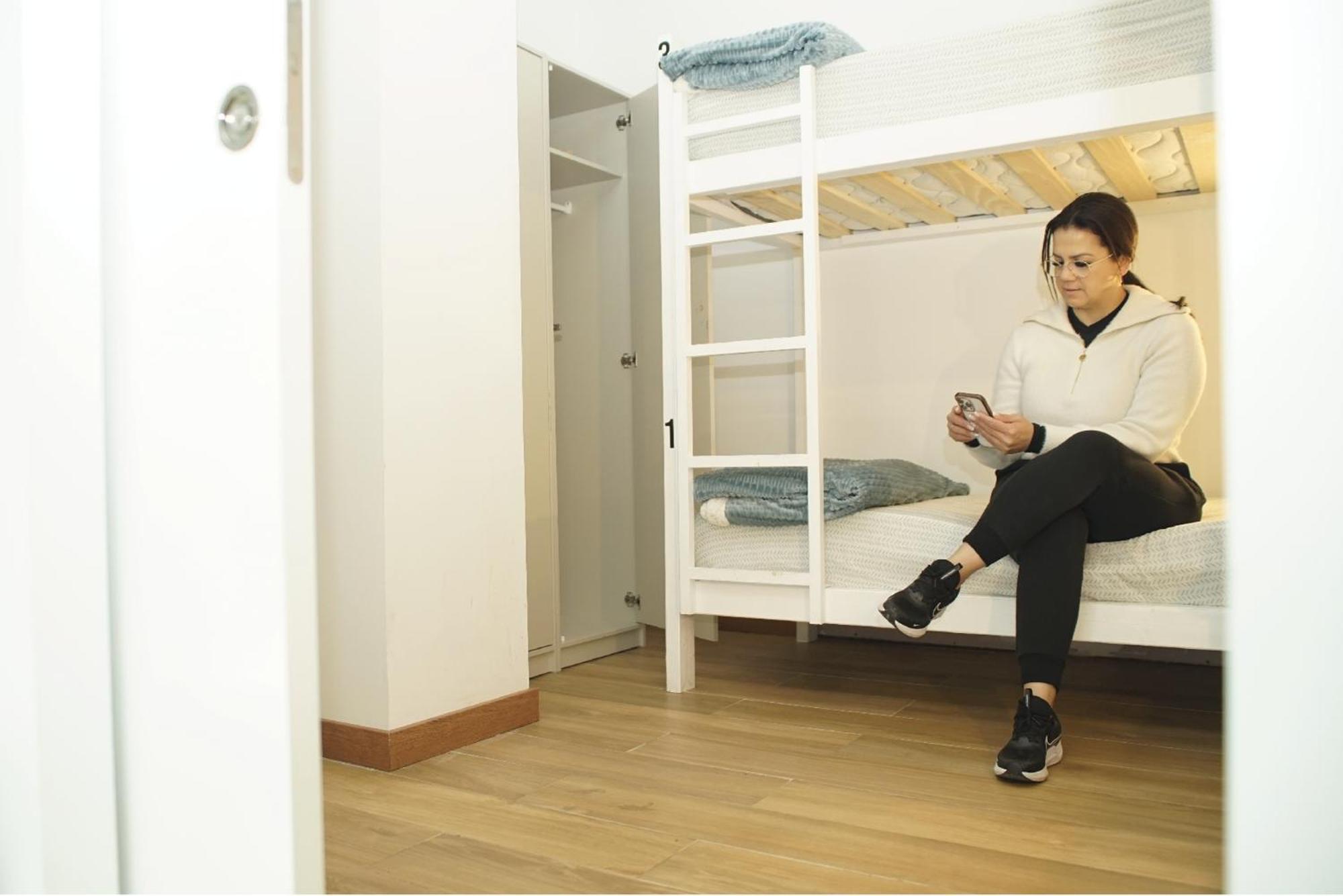 Bed in 4-Bed Female Dormitory Room,1653684249:JPEG