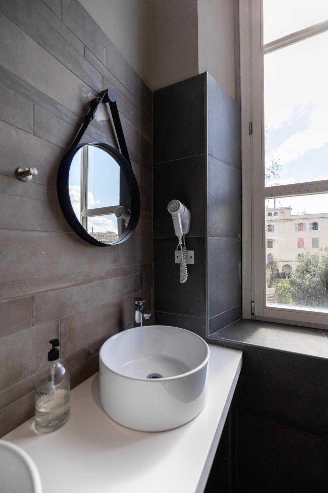 Posto Letto in Dormitorio Femminile