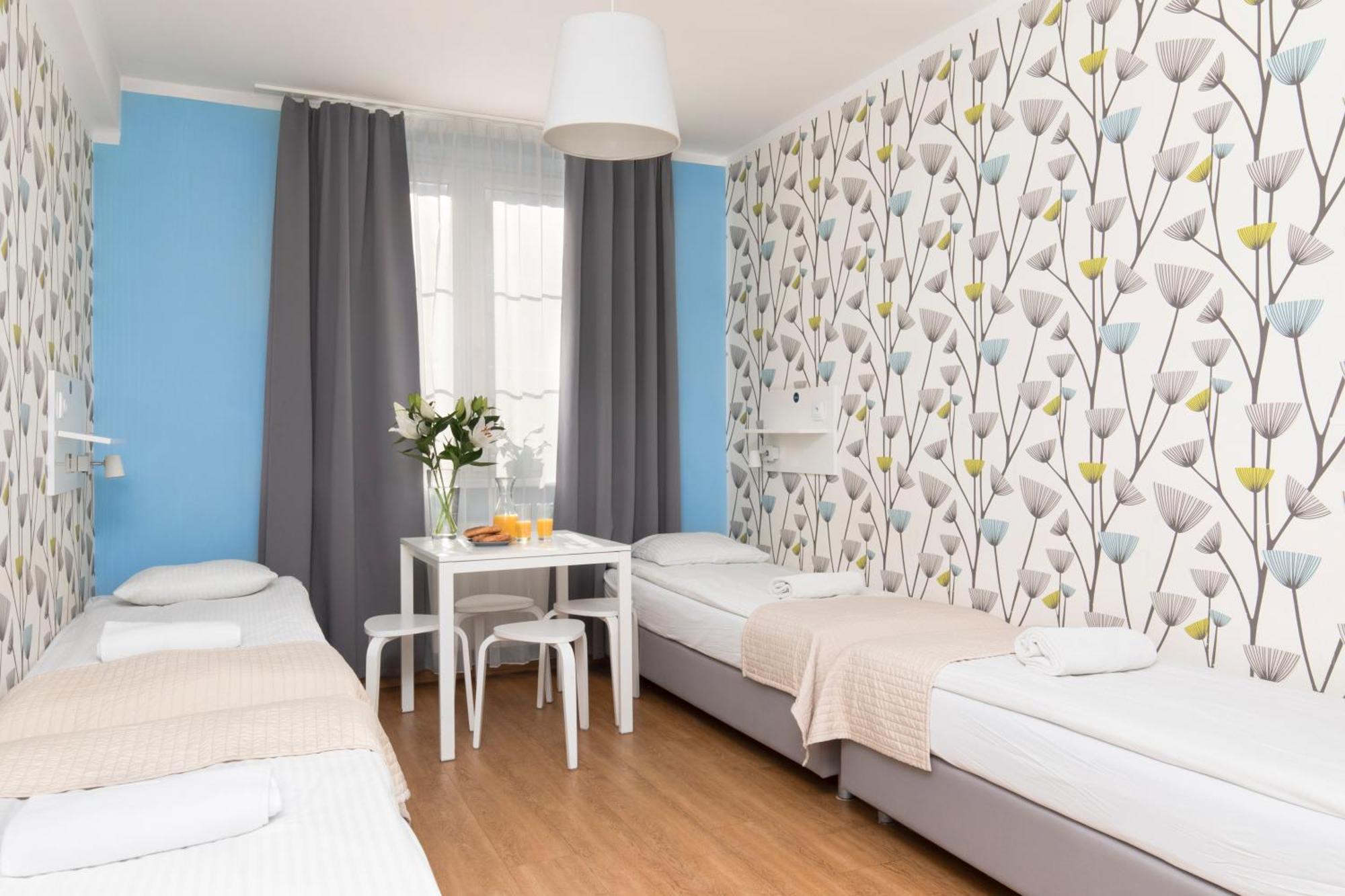 Posto Letto in Dormitorio con 4 Letti e Bagno