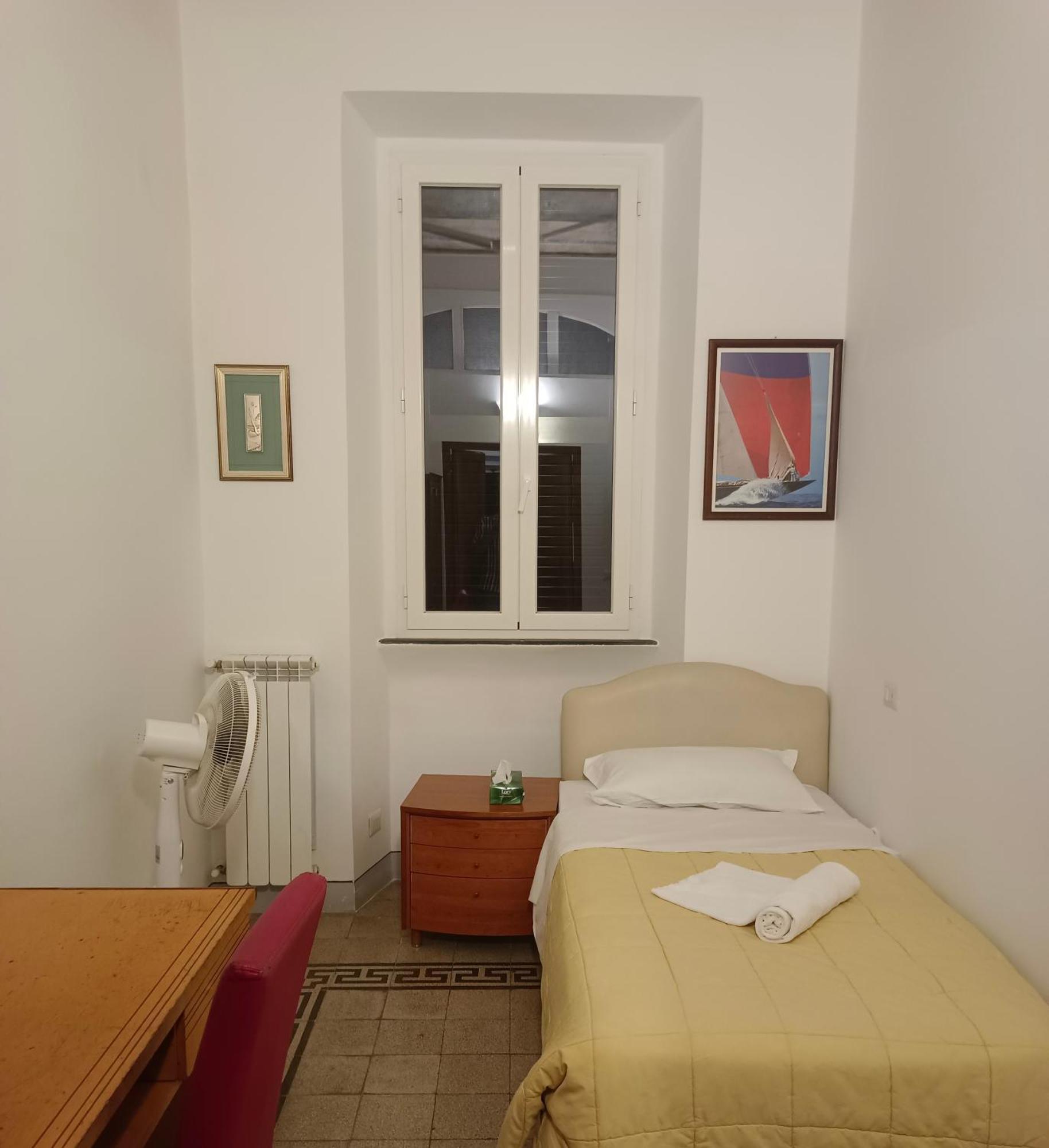 Standard Single Room with Shared Bathroom,1677895276:JPEG