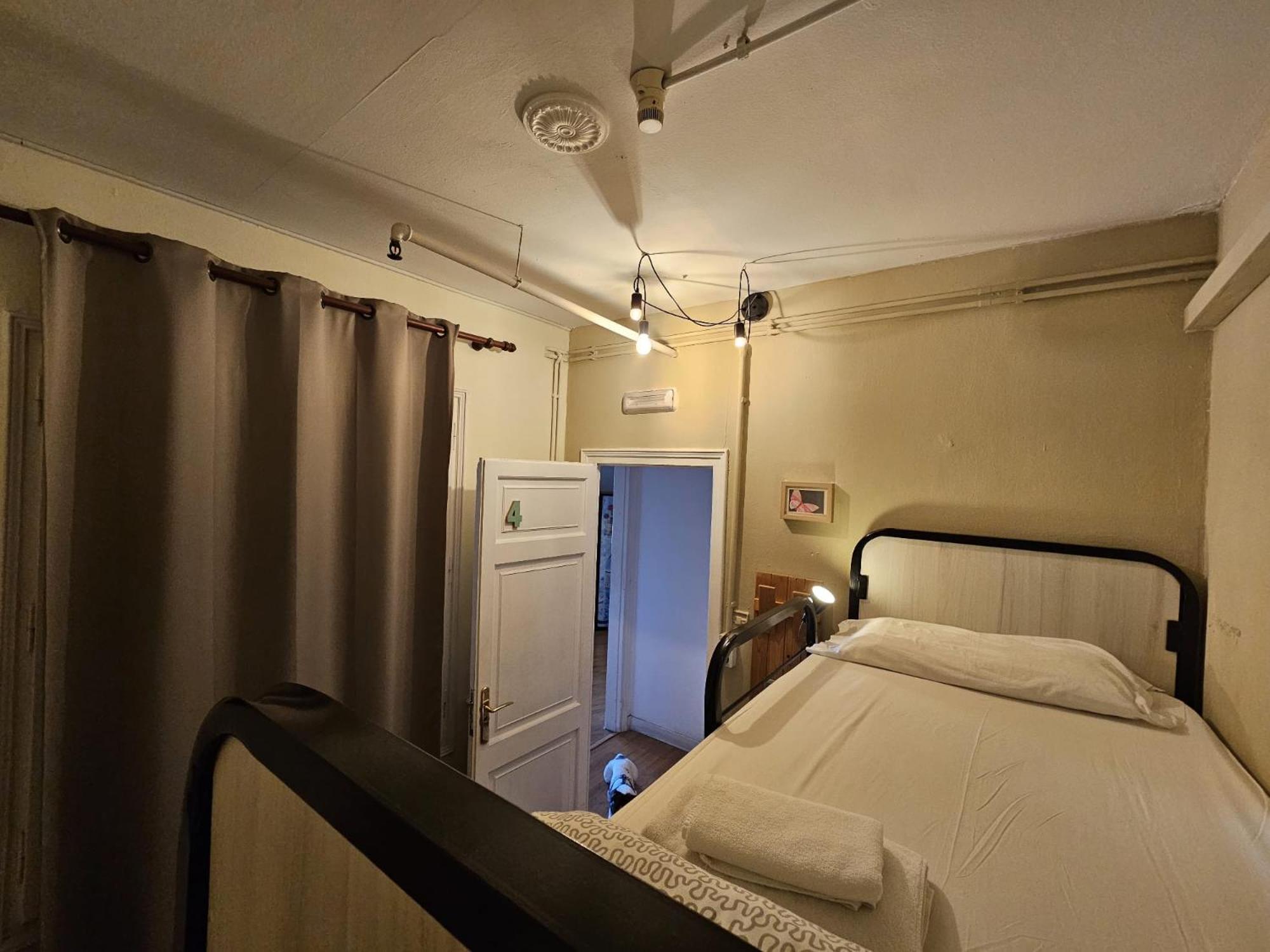 Twin Room with Bunk Beds and Shared Bathroom,1669845471:JPEG