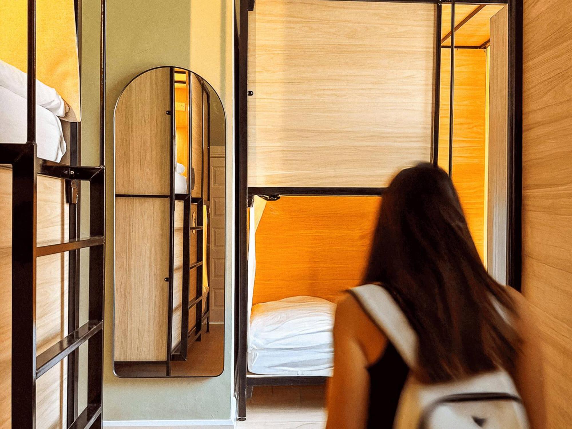 Posto letto in Dormitorio Femminile a 6 Letti con Bagno Privato