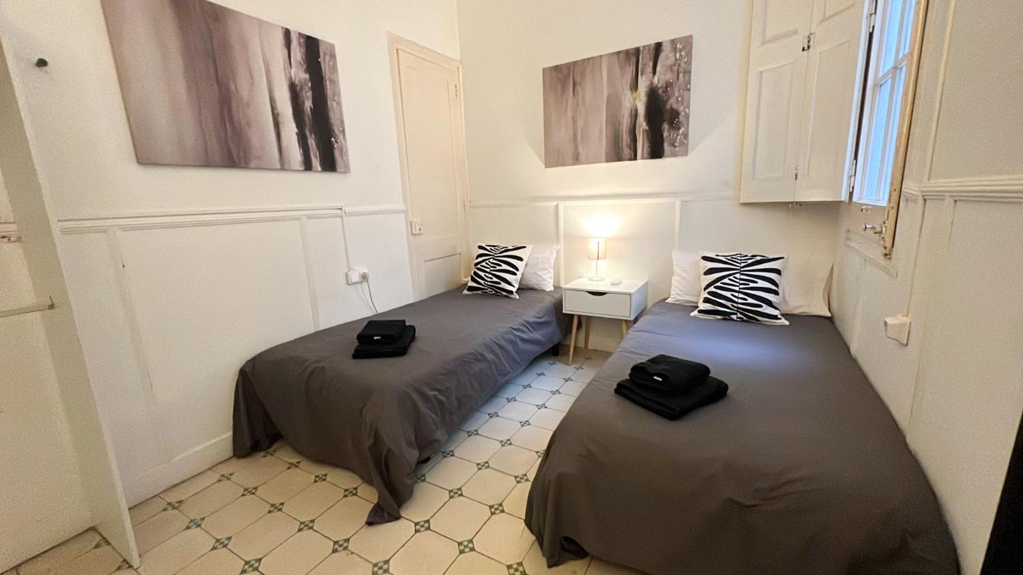 Superior Twin Room with Shared Bathroom,1686442282:JPEG