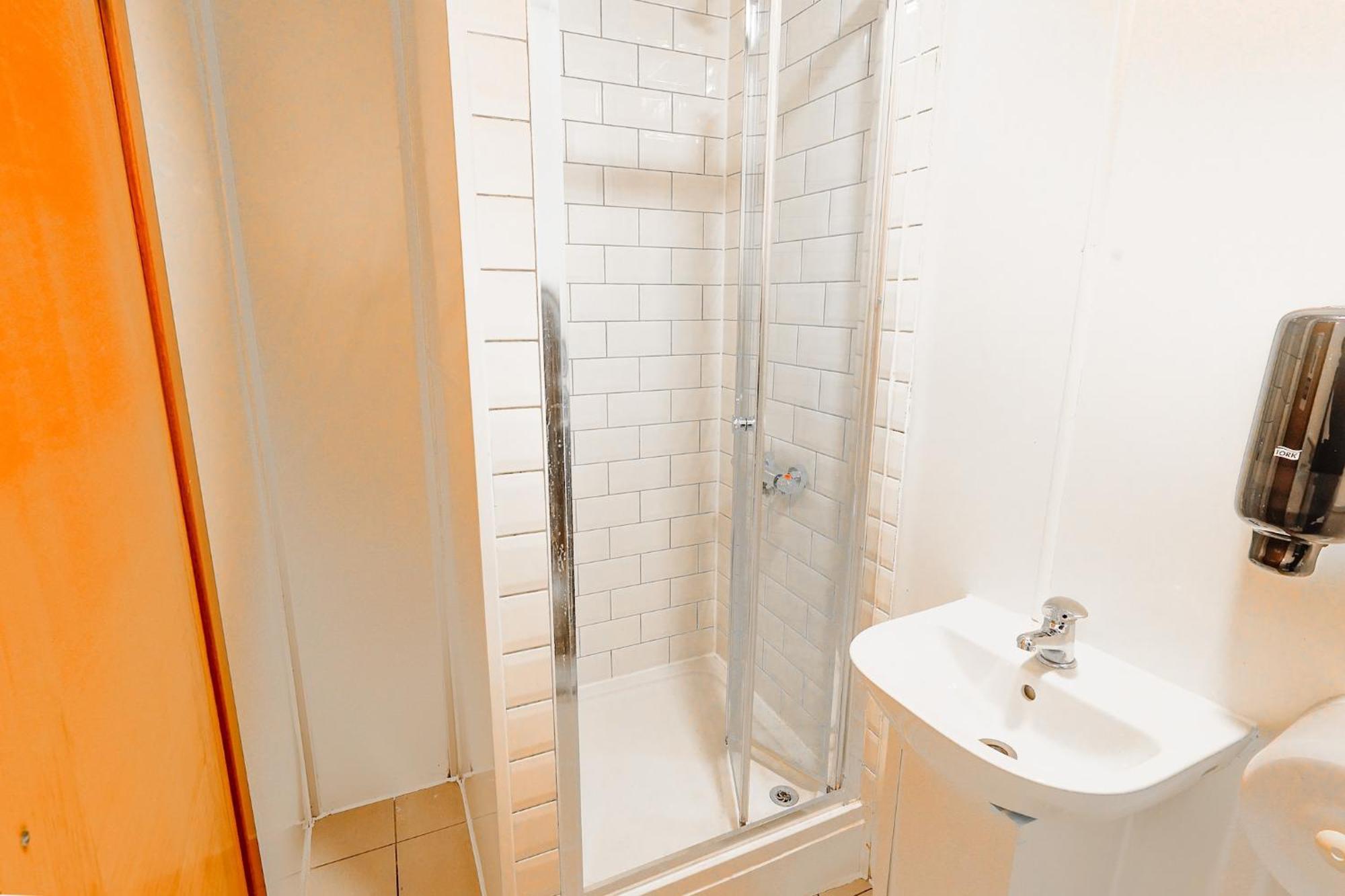 Bed in 8-Bed Dormitory Room (En-Suite bathroom),1690949750:JPEG