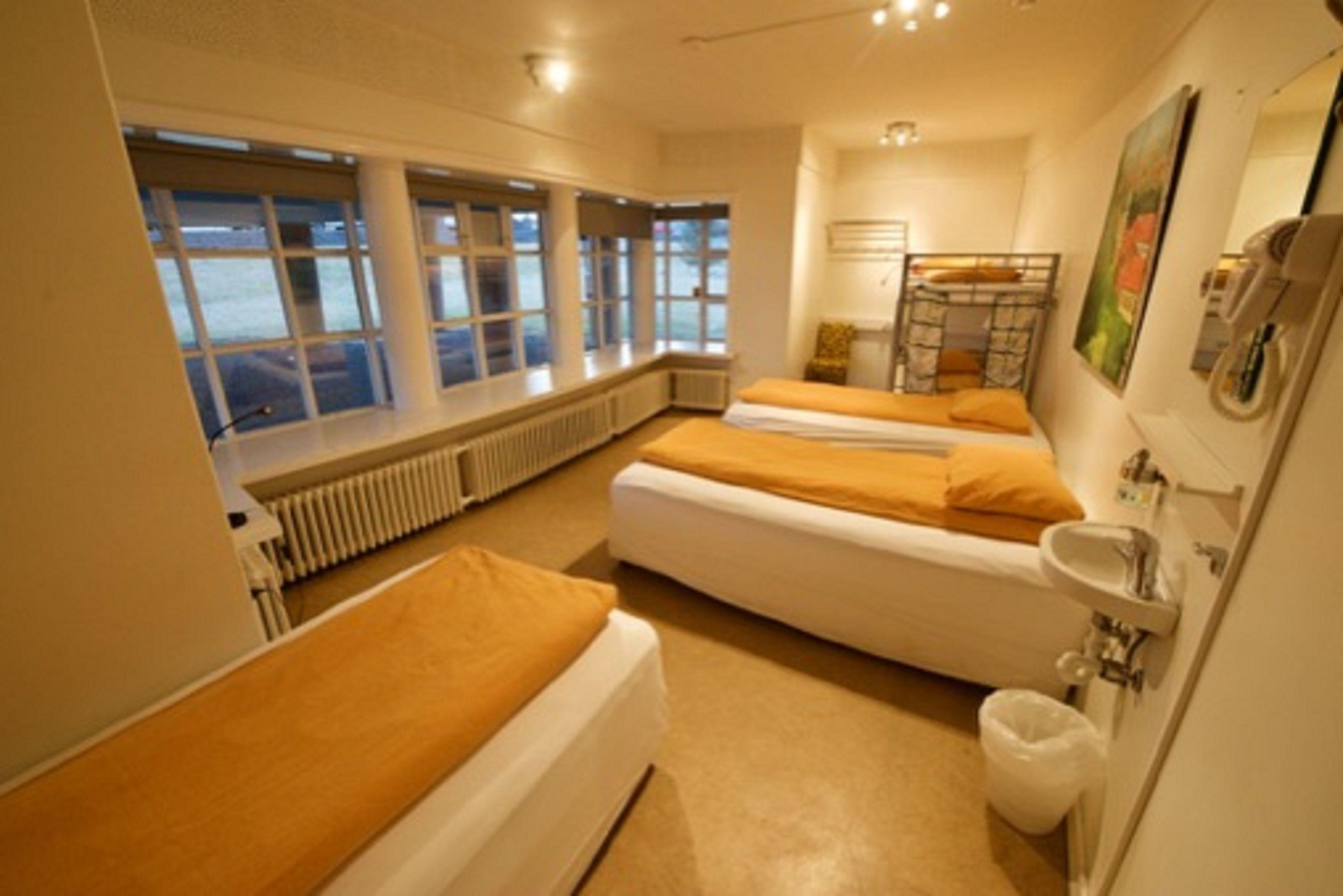 Camera Familiare con Bagno in Comune