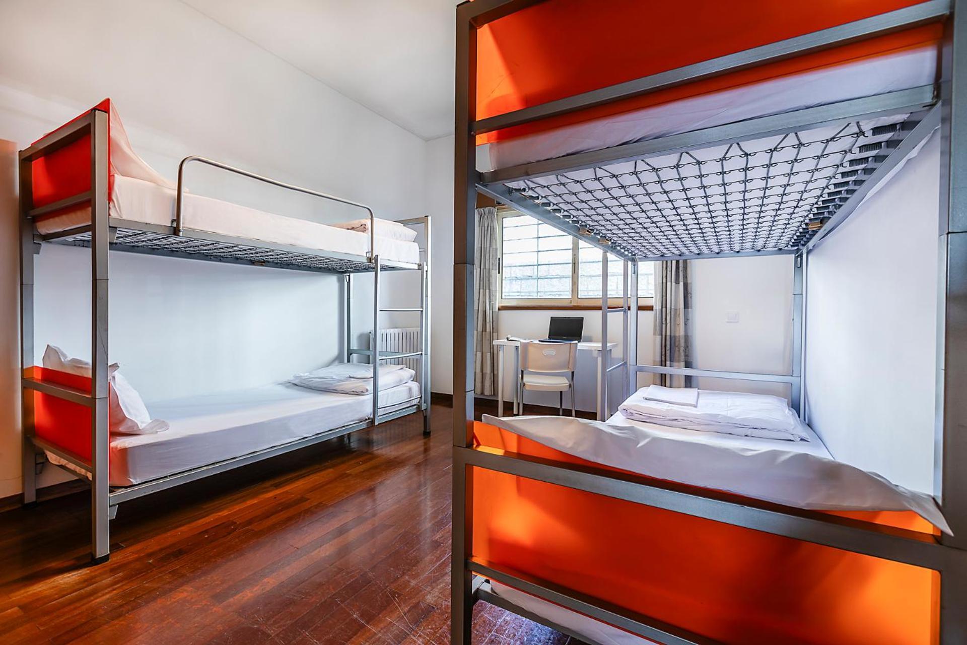 Bed 4-Bed Male Dormitory Room