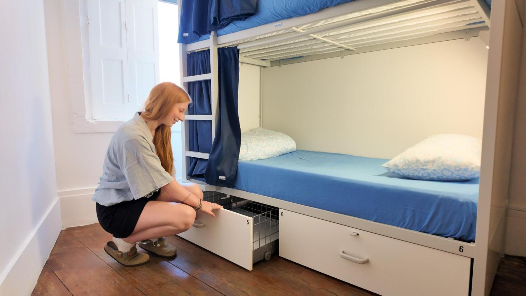 Bed 4-Bed Mixed Dormitory Room