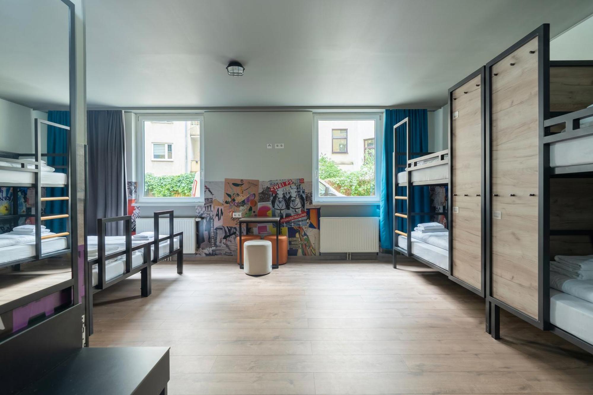 Six-Bed Room