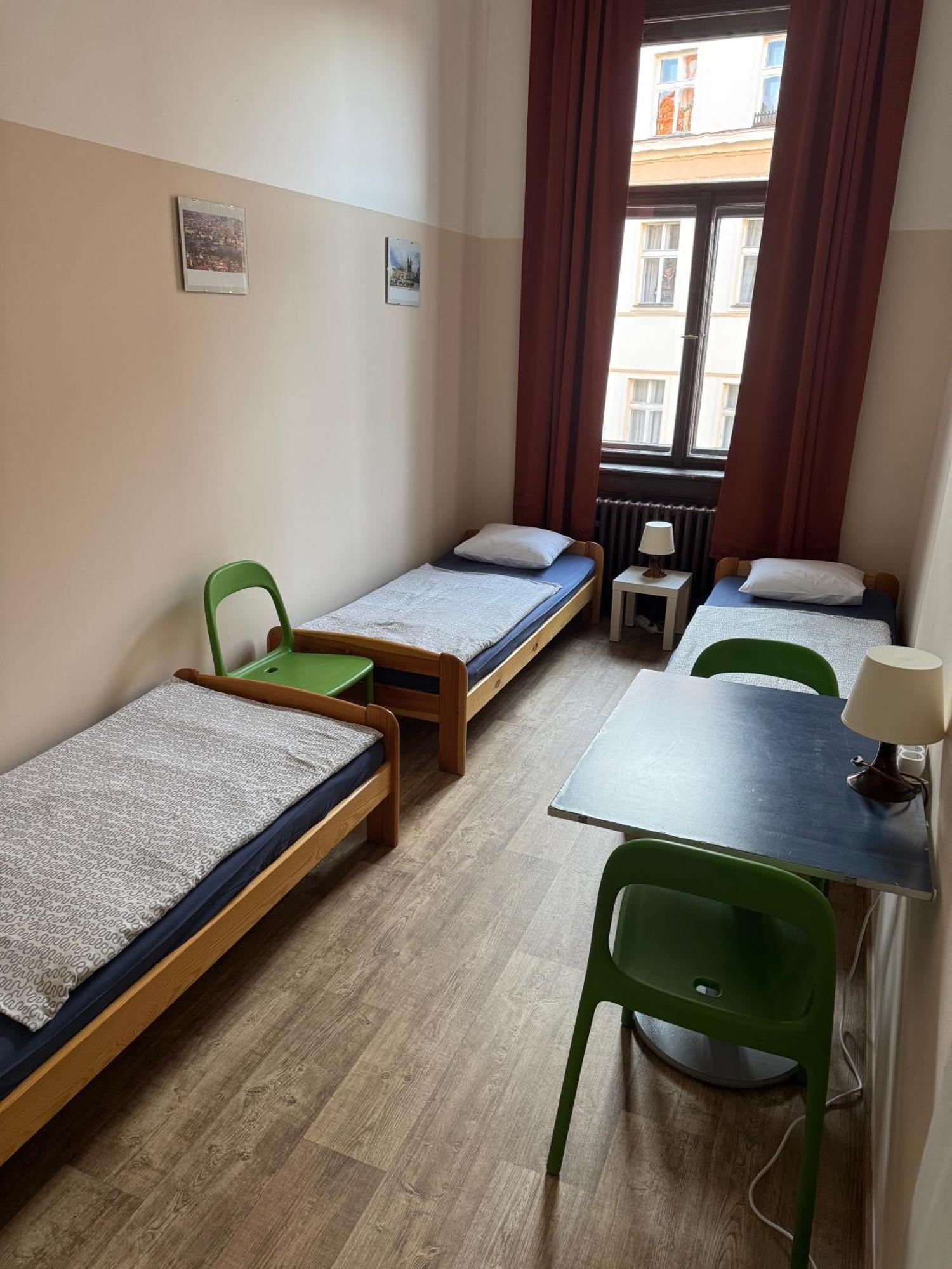Camera Tripla con Bagno in Comune