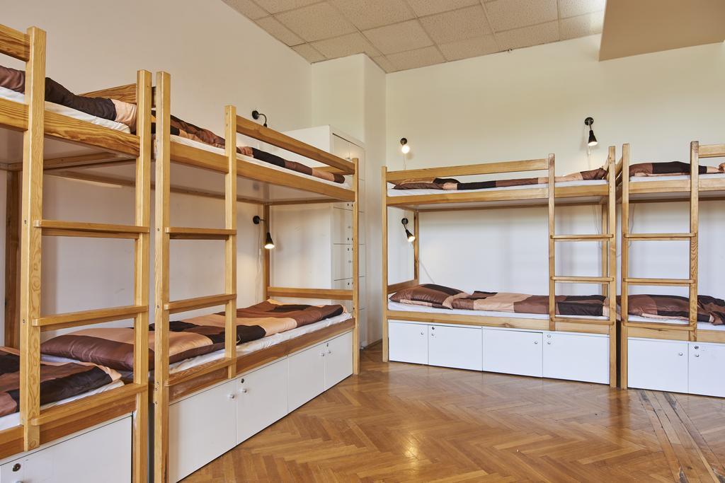 Letto a Castello in Dormitorio Femminile