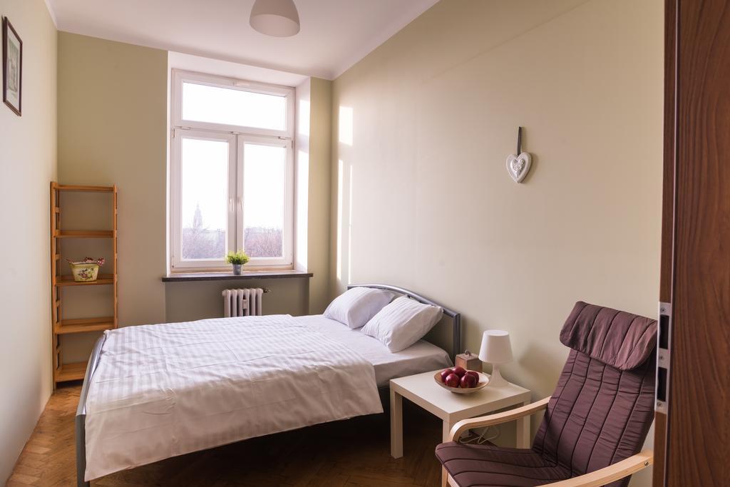 Basic Double Room 2,343546333:JPEG