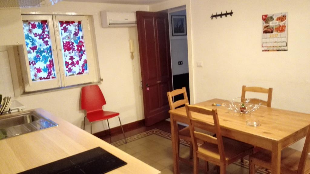 Economy Apartment,379733797:JPEG