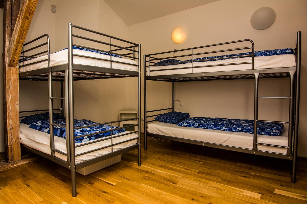 Letto a Castello in Dormitorio Femminile