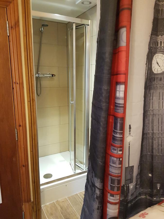 Double Room,1557479293:JPEG