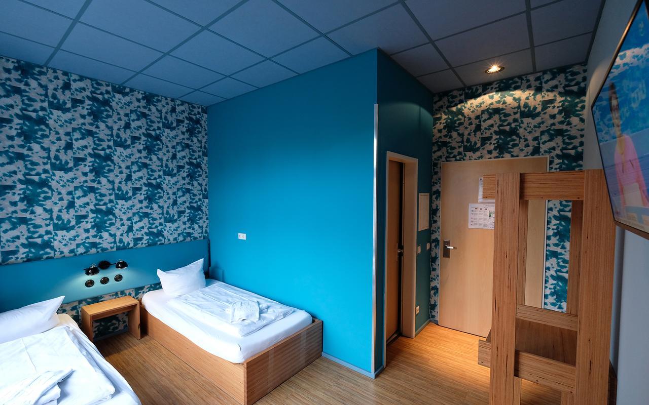 Single Room with Private Bathroom,772995760:JPEG