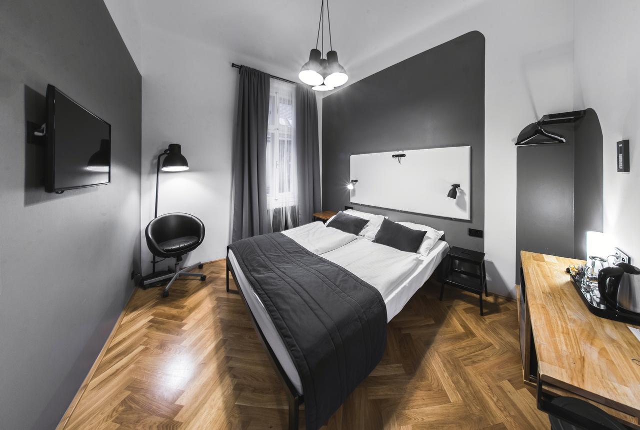 Classic Double Room,688035093:JPEG