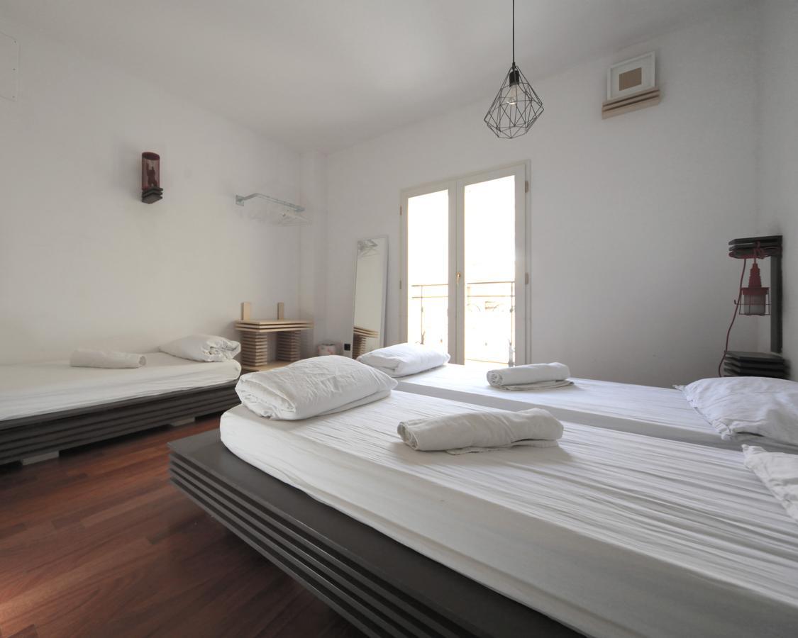 Camera Tripla con Bagno in Comune