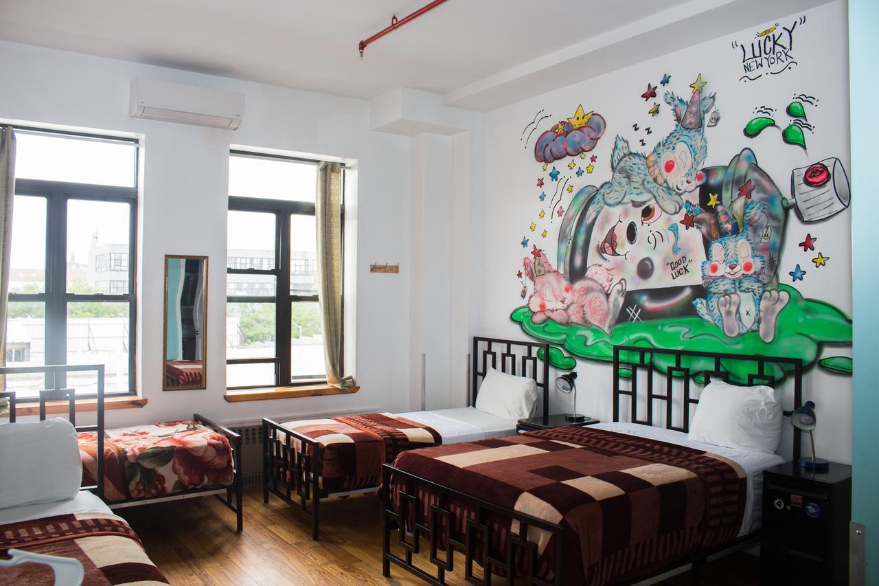 Posto Letto in Dormitorio Misto con 4 Letti e Bagno Privato