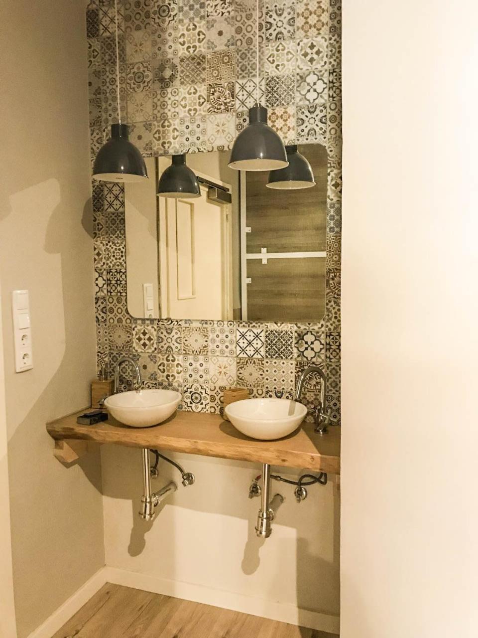 Posto Letto in Dormitorio Misto con 10 Letti