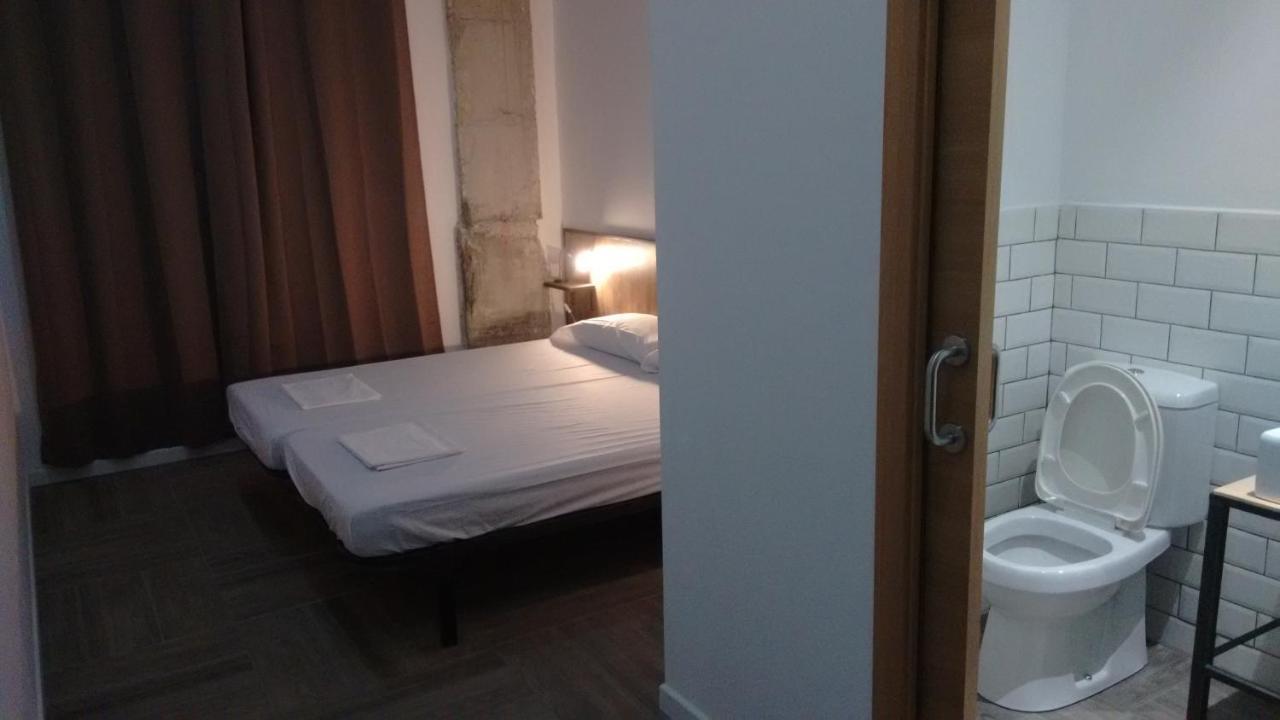 Camera Doppia con Letti Singoli con Bagno Privato
