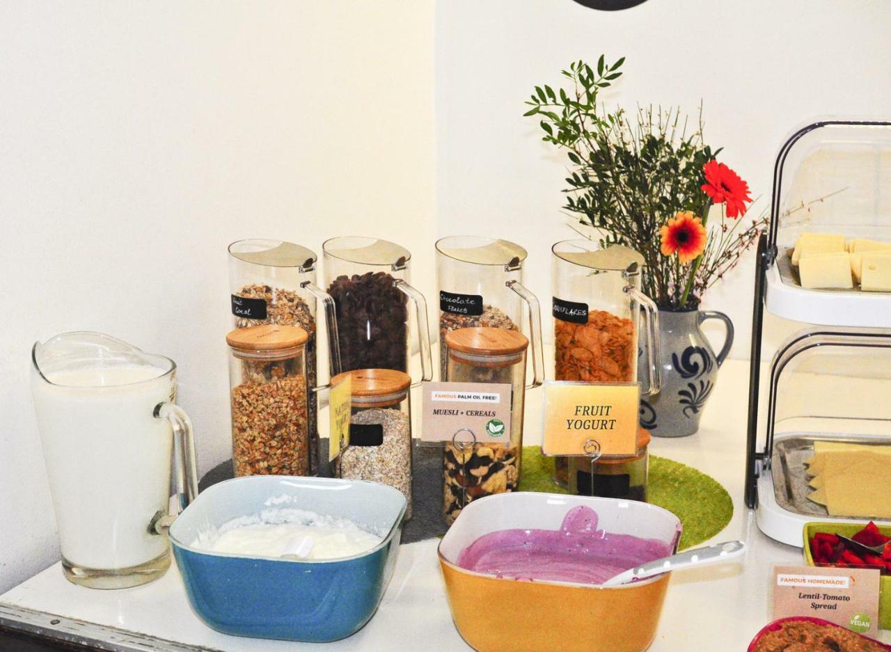 Camera Singola - Doccia e WC nel Corridoio