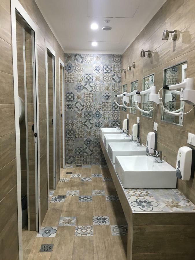 Camera Quadrupla con Bagno in Comune
