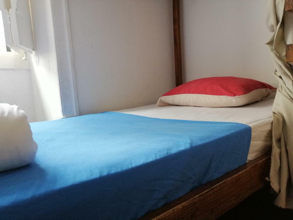 Posto Letto in Dormitorio per 8 Persone