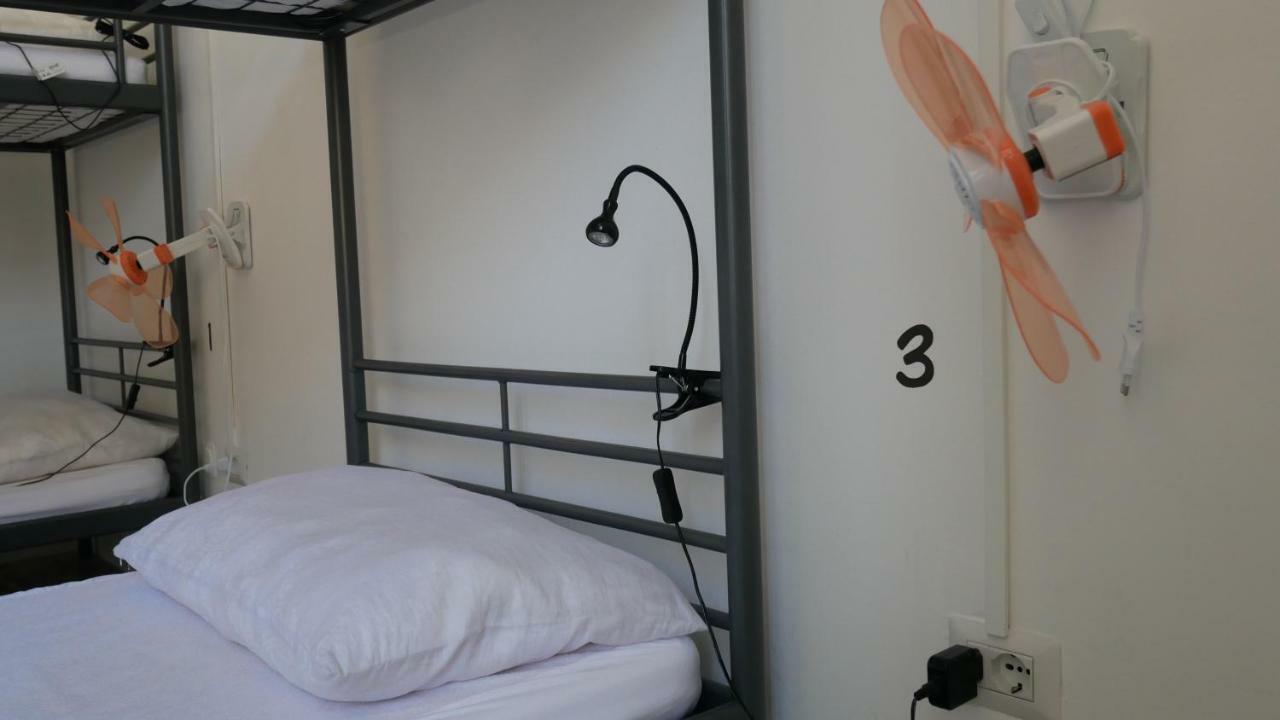 Bed 4-Bed Mixed Dormitory Room